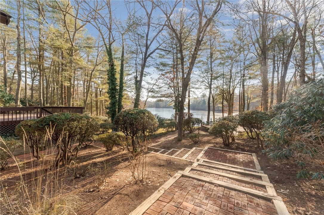 Cumberland, Rhode Island 02864, United States, 3 Bedrooms Bedrooms, ,4 BathroomsBathrooms,Residential,Pending,119332