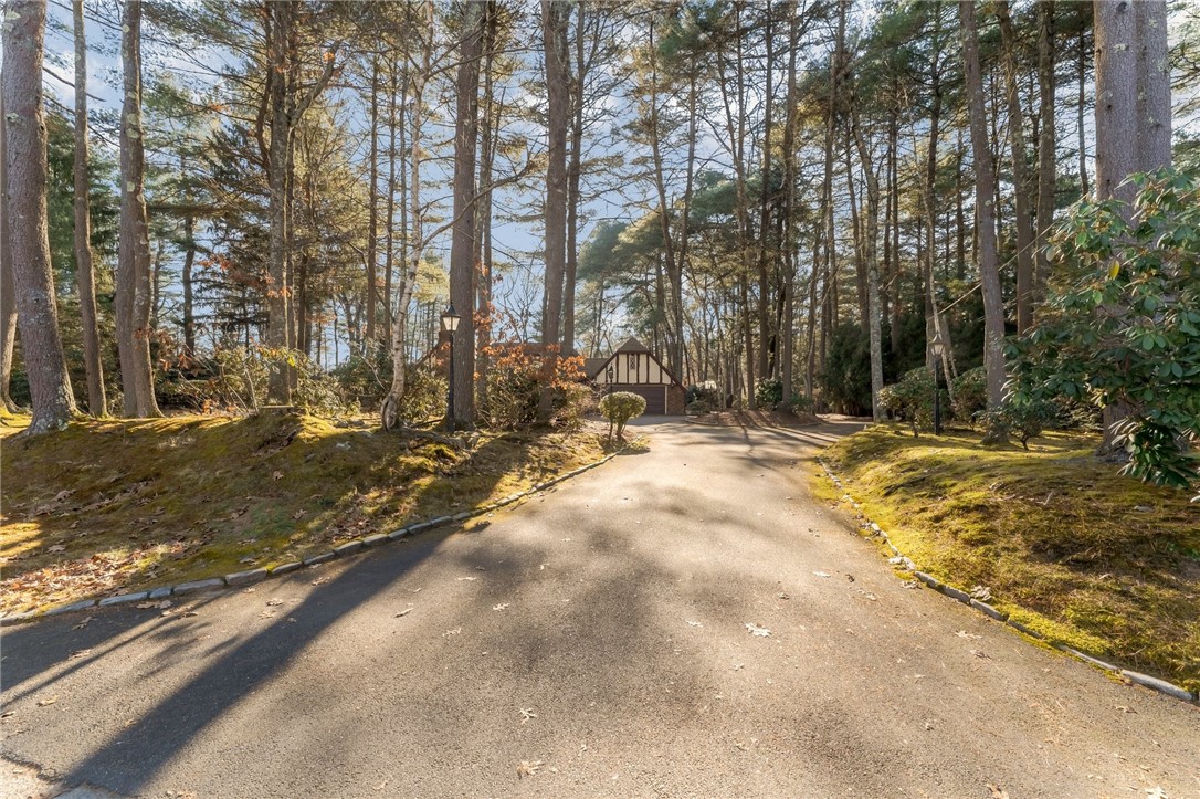 Cumberland, Rhode Island 02864, United States, 3 Bedrooms Bedrooms, ,4 BathroomsBathrooms,Residential,Pending,119332