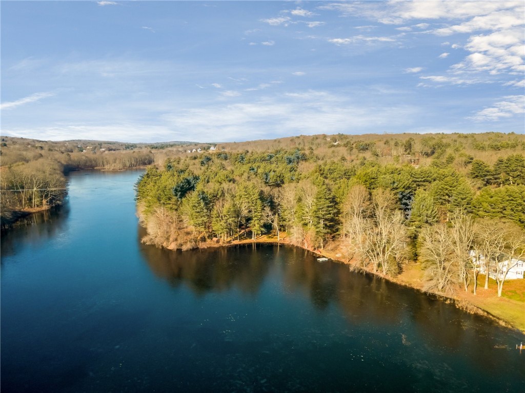 Cumberland, Rhode Island 02864, United States, 3 Bedrooms Bedrooms, ,4 BathroomsBathrooms,Residential,Pending,119332