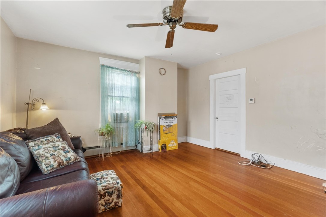 681 Putnam Pike