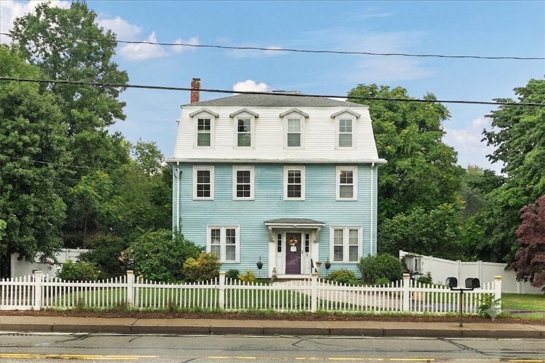 681 Putnam Pike