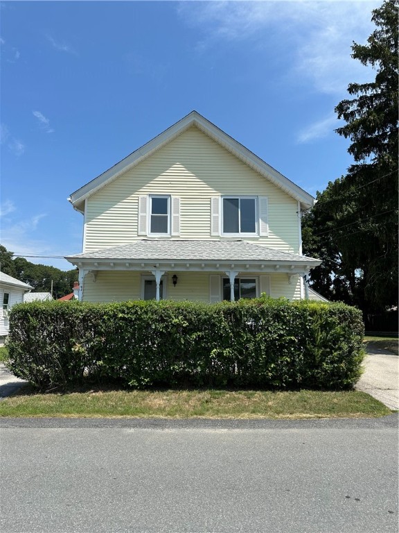 17 Warren Avenue
