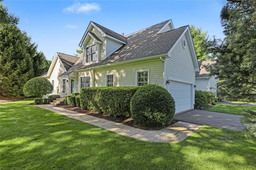 20 Ivy Garden Way