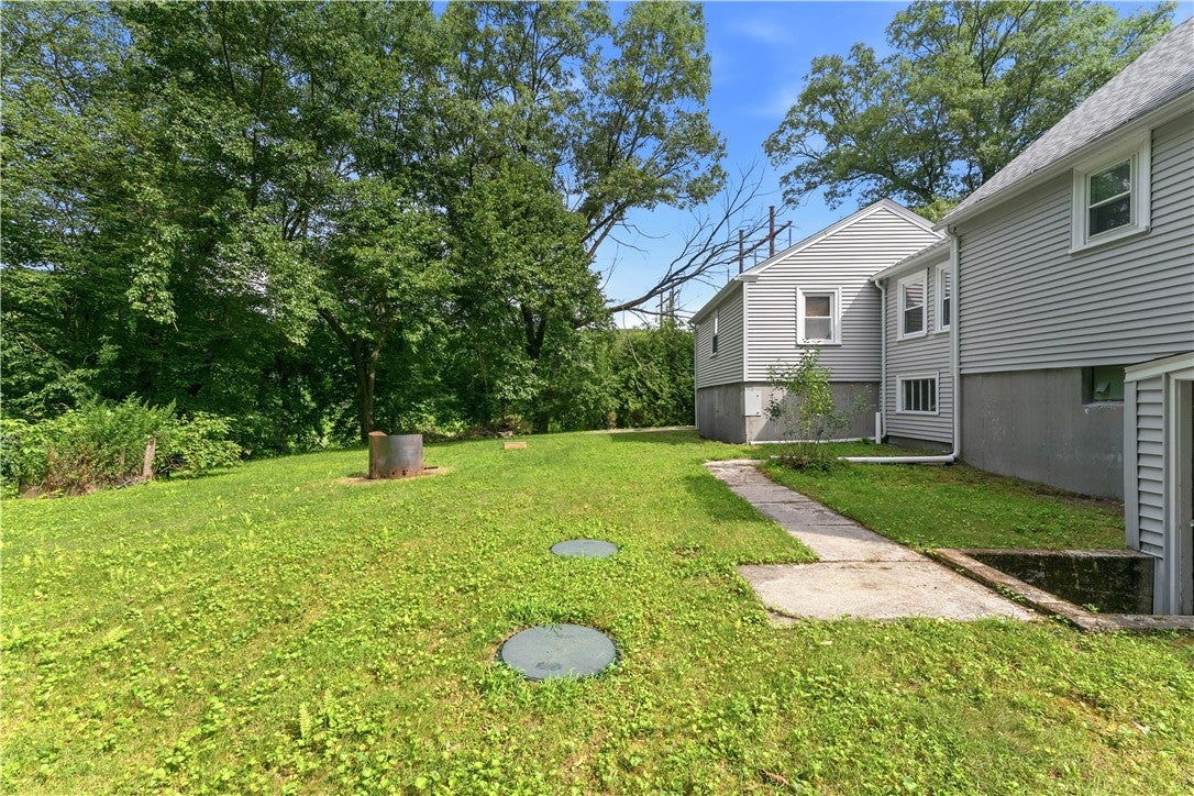 917 Woonsocket Hill Road