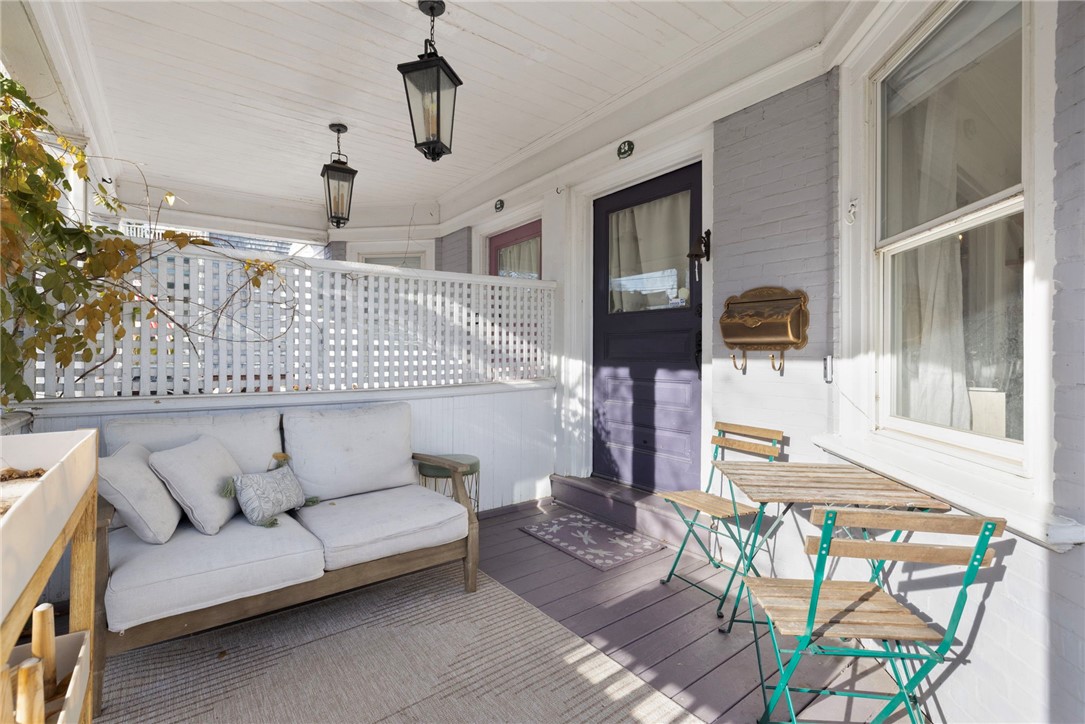 24 University Avenue 2