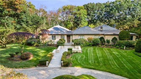 6 Cavalry Drive Smithfield RI 02917