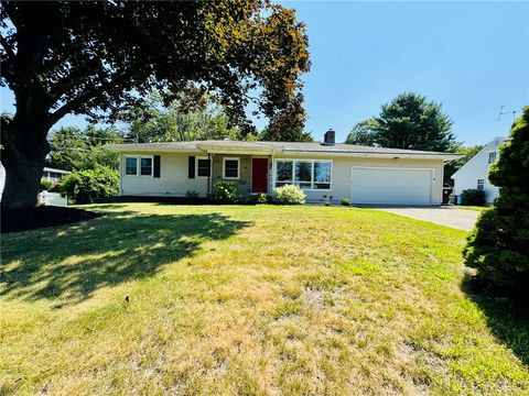 16 Tallyho Road Cumberland RI 02864