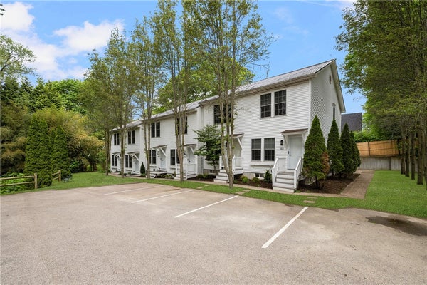 45 CHERRY LN APT B, WAKEFIELD, RI 02879 - Image 9ce3c7acb5ea16f329c9284064a2e4b2/2478434285