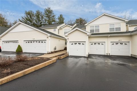30 Alpine Way North Smithfield RI 02896