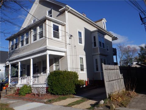 152 Woodbine Street 154 Cranston RI 02910