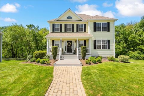 14 Evelyn Way Seekonk MA 02771