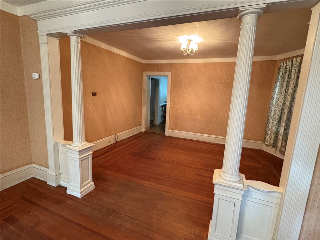 137 Rutherglen Avenue