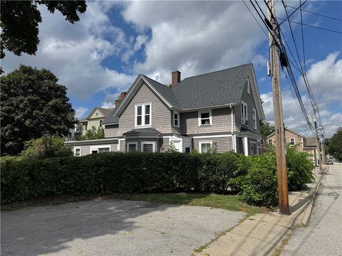 121 Duke Street East Greenwich RI 02818