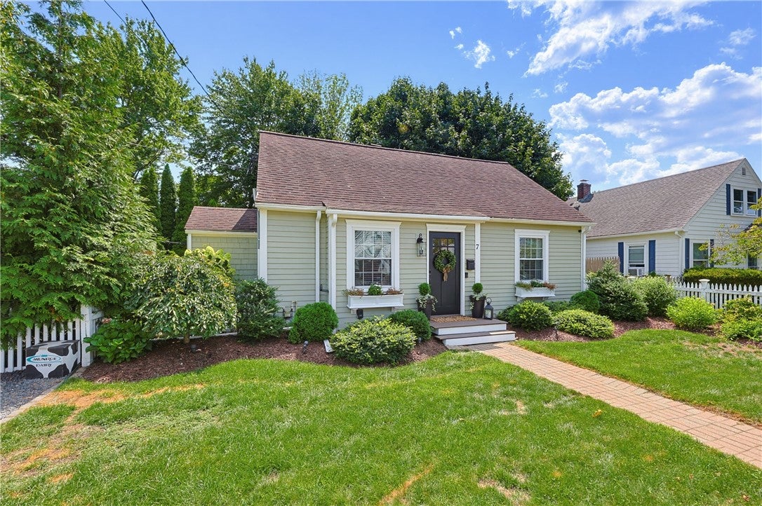 7 Whipple Avenue