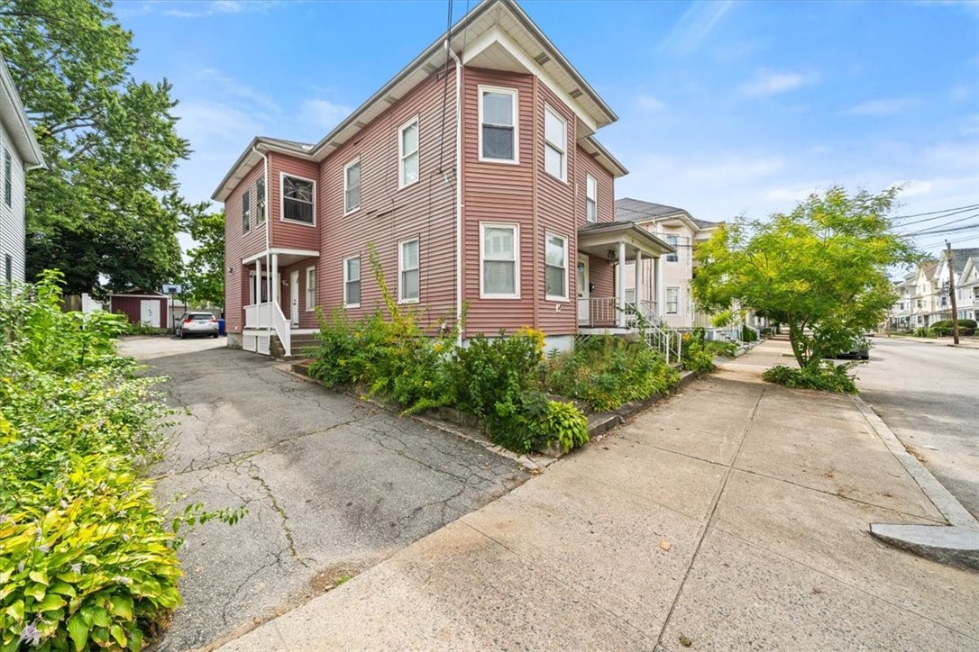 70 Warren Avenue