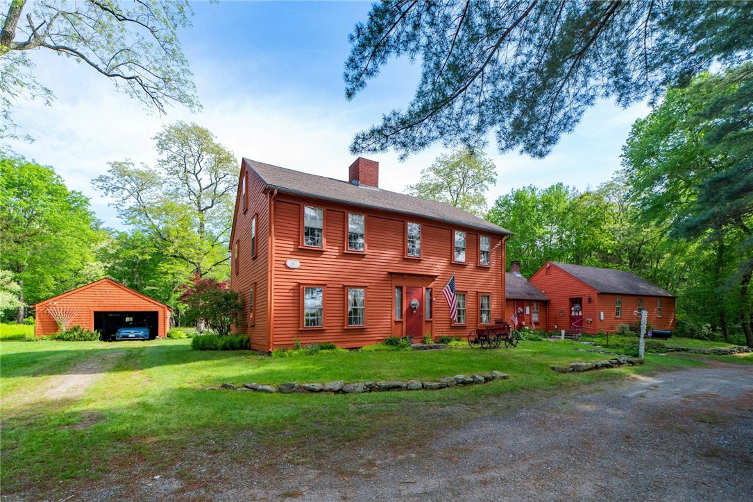 1503 Putnam Pike
