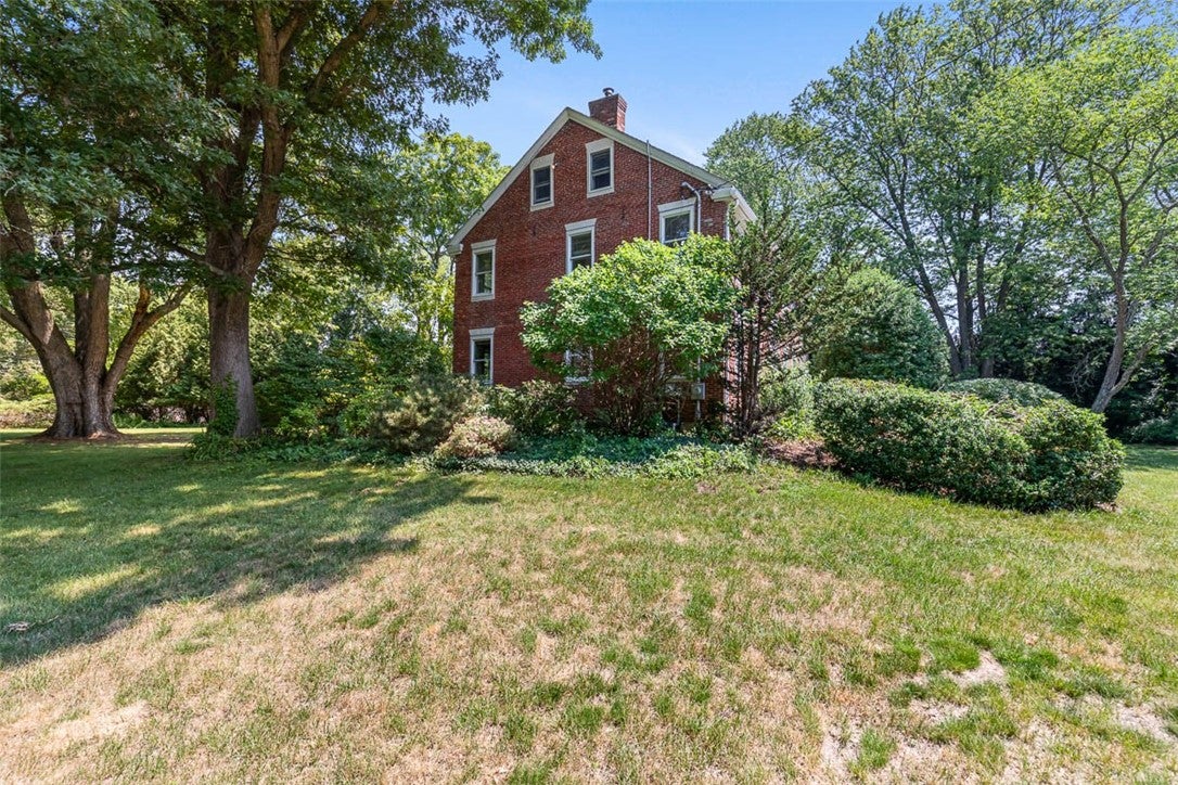 462 Ledge Road