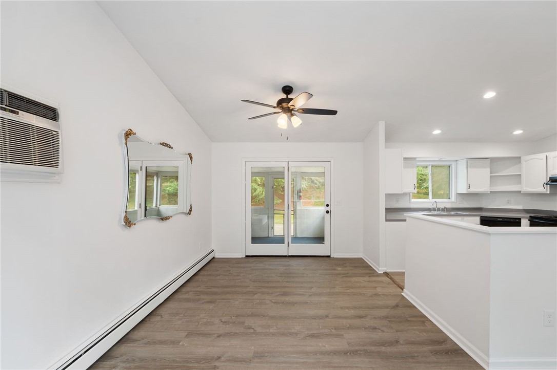 Johnston, Rhode Island 02919, United States, 4 Bedrooms Bedrooms, ,3 BathroomsBathrooms,Residential,Active,151324