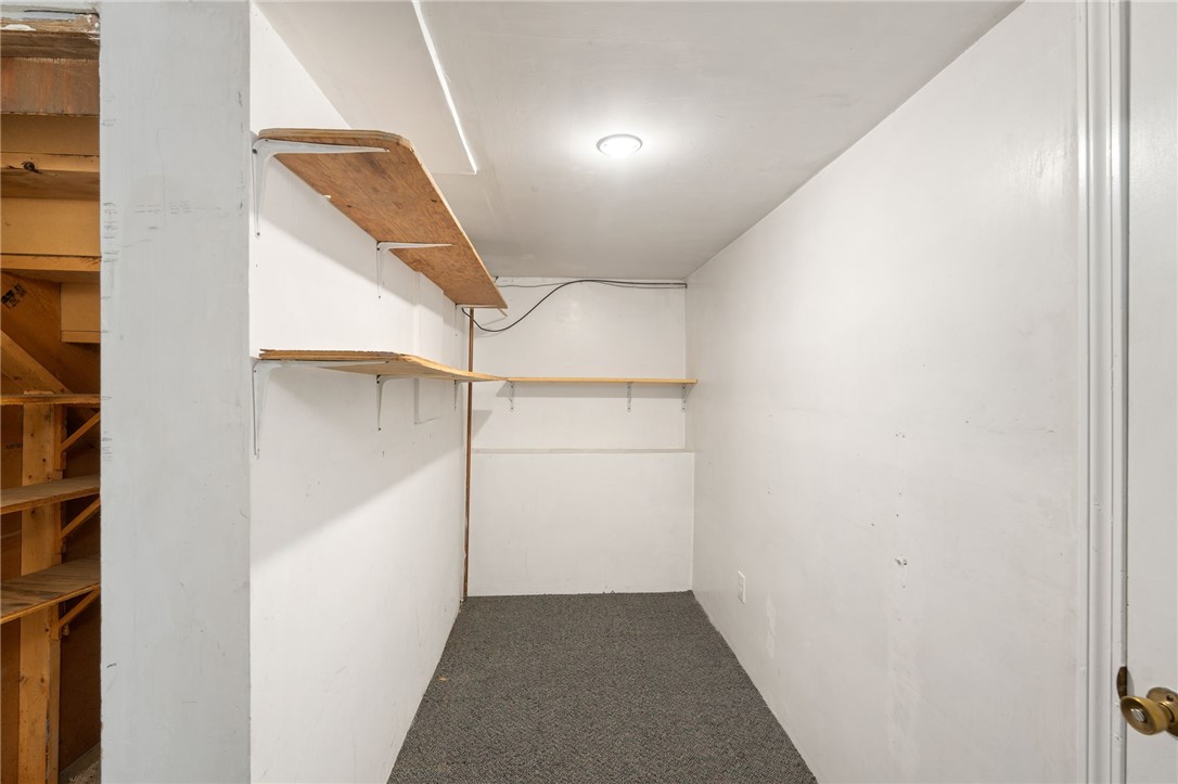 Johnston, Rhode Island 02919, United States, 4 Bedrooms Bedrooms, ,3 BathroomsBathrooms,Residential,Active,151324