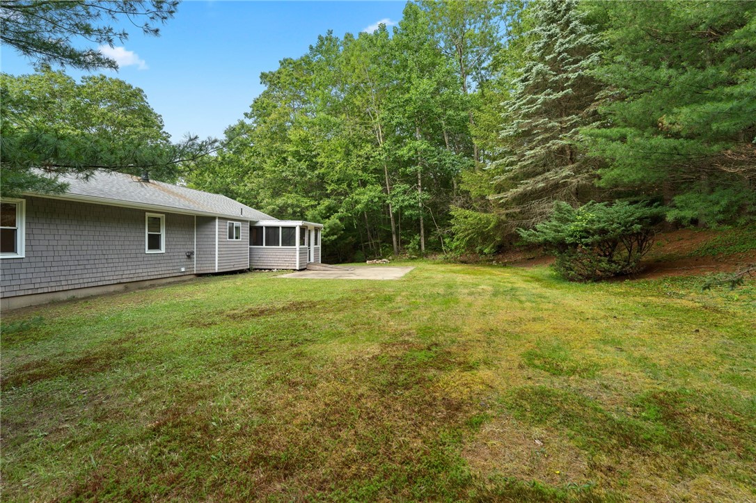 Johnston, Rhode Island 02919, United States, 4 Bedrooms Bedrooms, ,3 BathroomsBathrooms,Residential,Active,151324