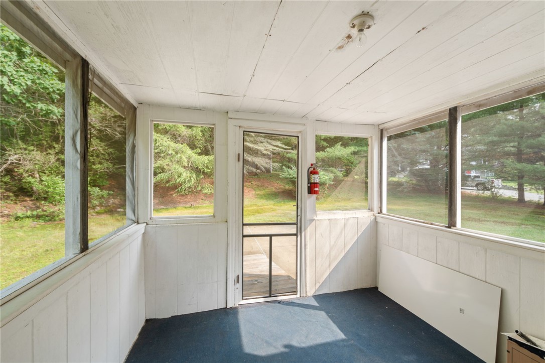 Johnston, Rhode Island 02919, United States, 4 Bedrooms Bedrooms, ,3 BathroomsBathrooms,Residential,Active,151324