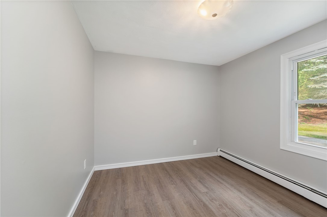 Johnston, Rhode Island 02919, United States, 4 Bedrooms Bedrooms, ,3 BathroomsBathrooms,Residential,Active,151324