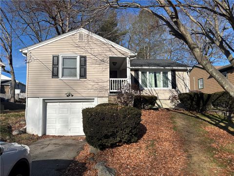 24 Howard Avenue North Providence RI 02911
