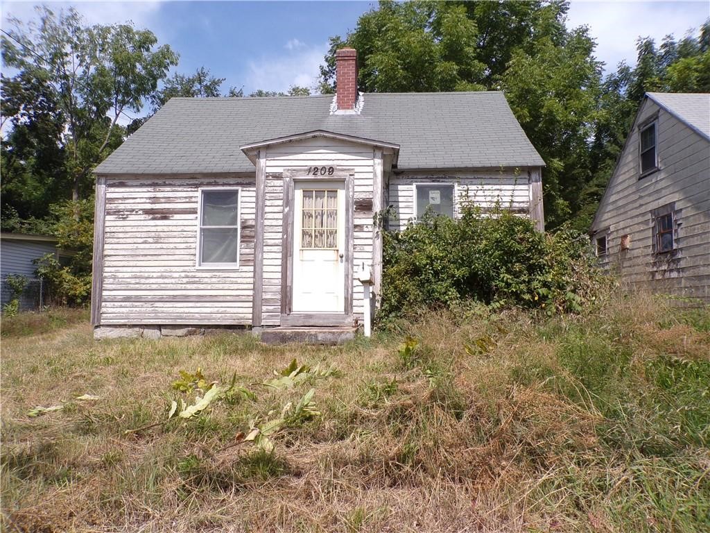 1205 Main Street