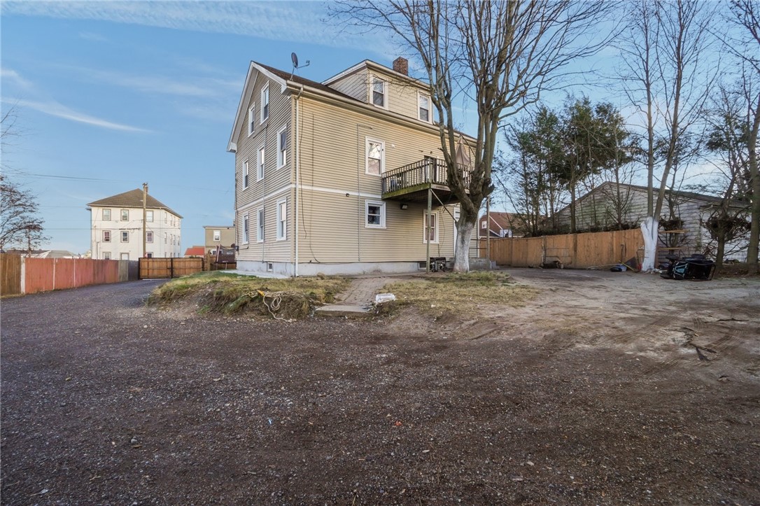 367 Laurel Hill Avenue