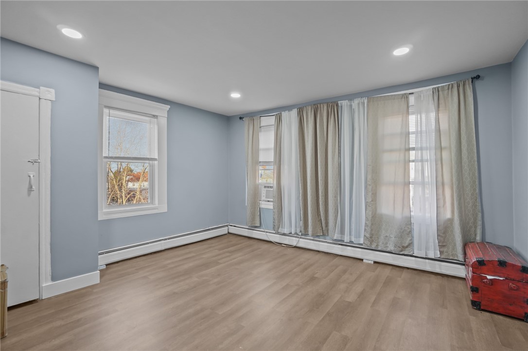 367 Laurel Hill Avenue