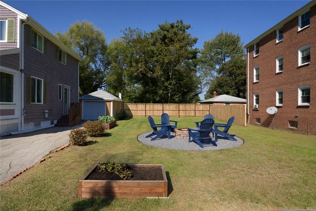 Warwick, Rhode Island 02888, United States, 3 Bedrooms Bedrooms, ,2 BathroomsBathrooms,Residential,Active,218462