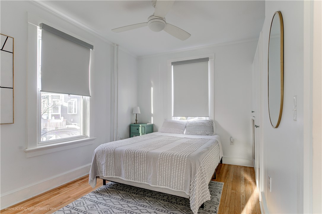 Newport, Rhode Island 02840, United States, 3 Bedrooms Bedrooms, ,2 BathroomsBathrooms,Residential,Pending,82088