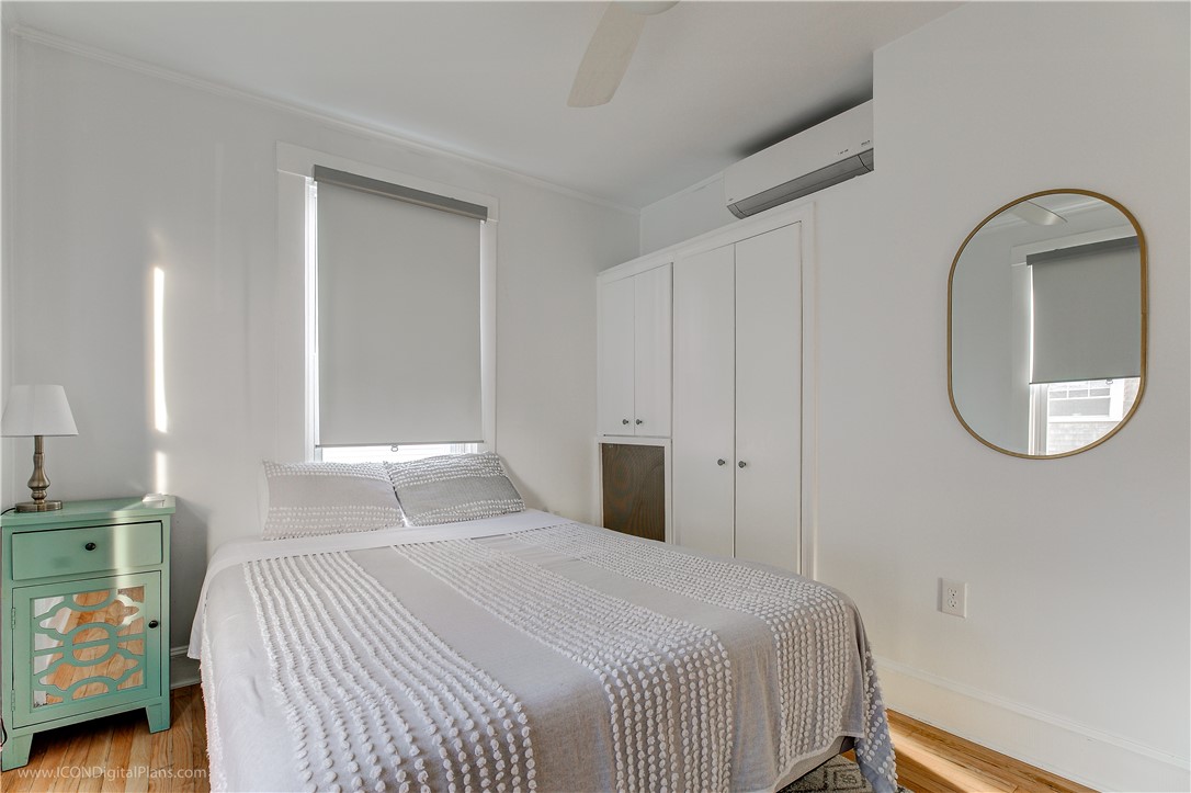 Newport, Rhode Island 02840, United States, 3 Bedrooms Bedrooms, ,2 BathroomsBathrooms,Residential,Pending,82088