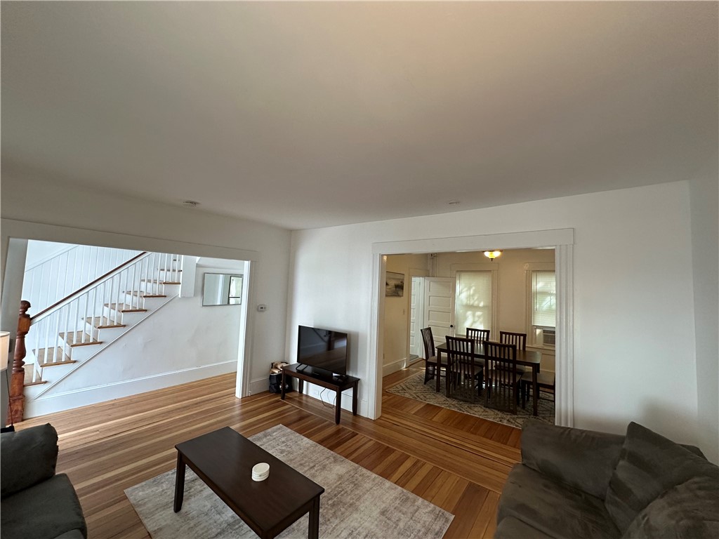 15 Kilburn Ct Court