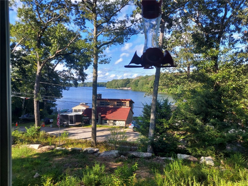 261 Richardson Road
