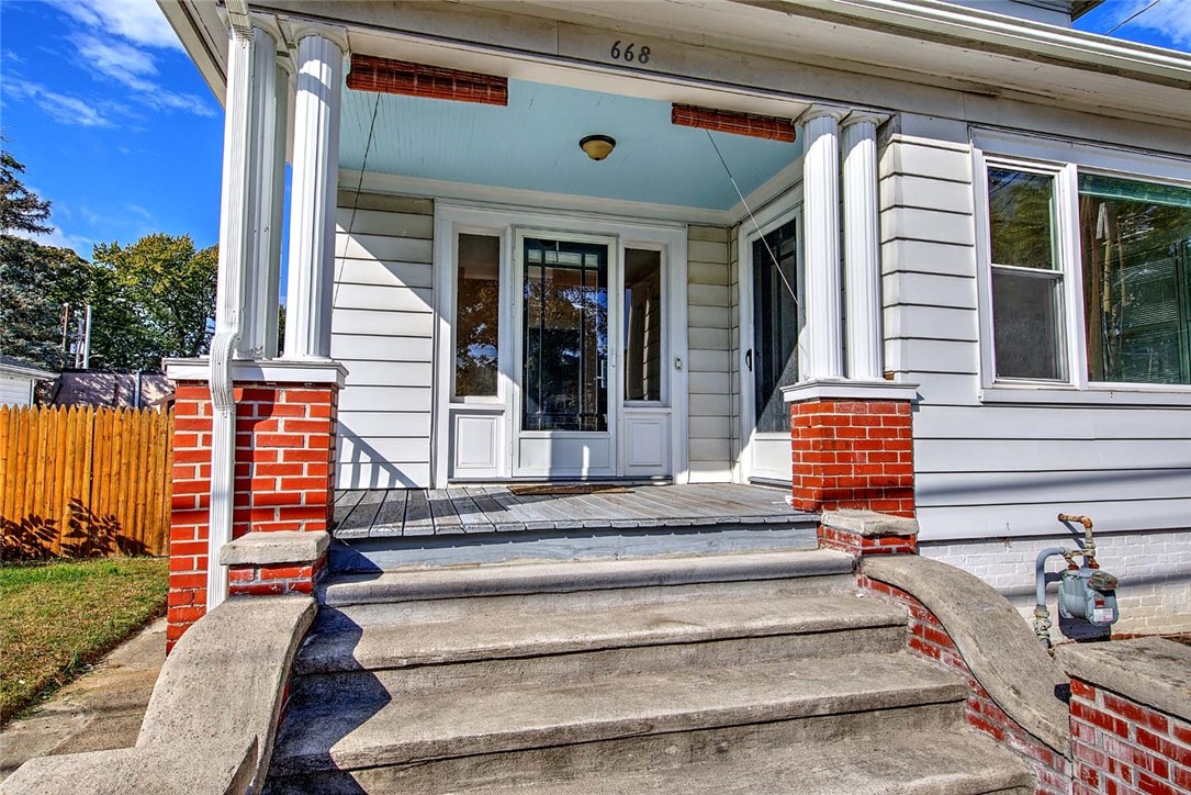 668 Academy Avenue