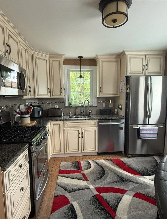 114 Arland Drive