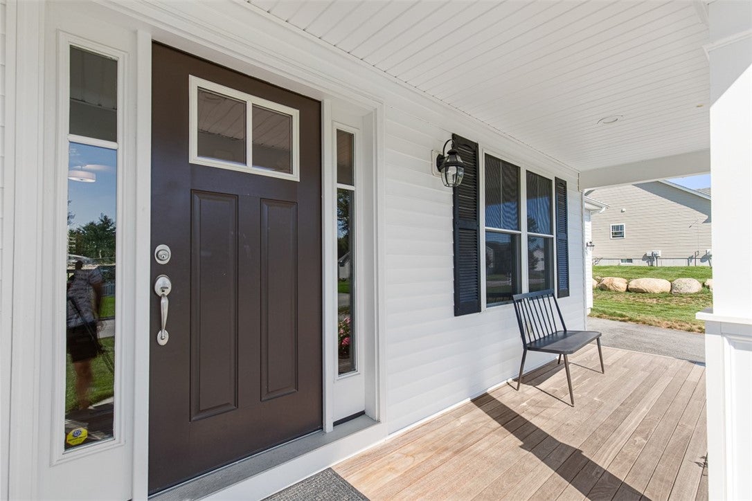 14 Minglewood Drive