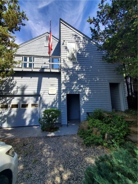 157 Pleasant Street North Kingstown RI 02852