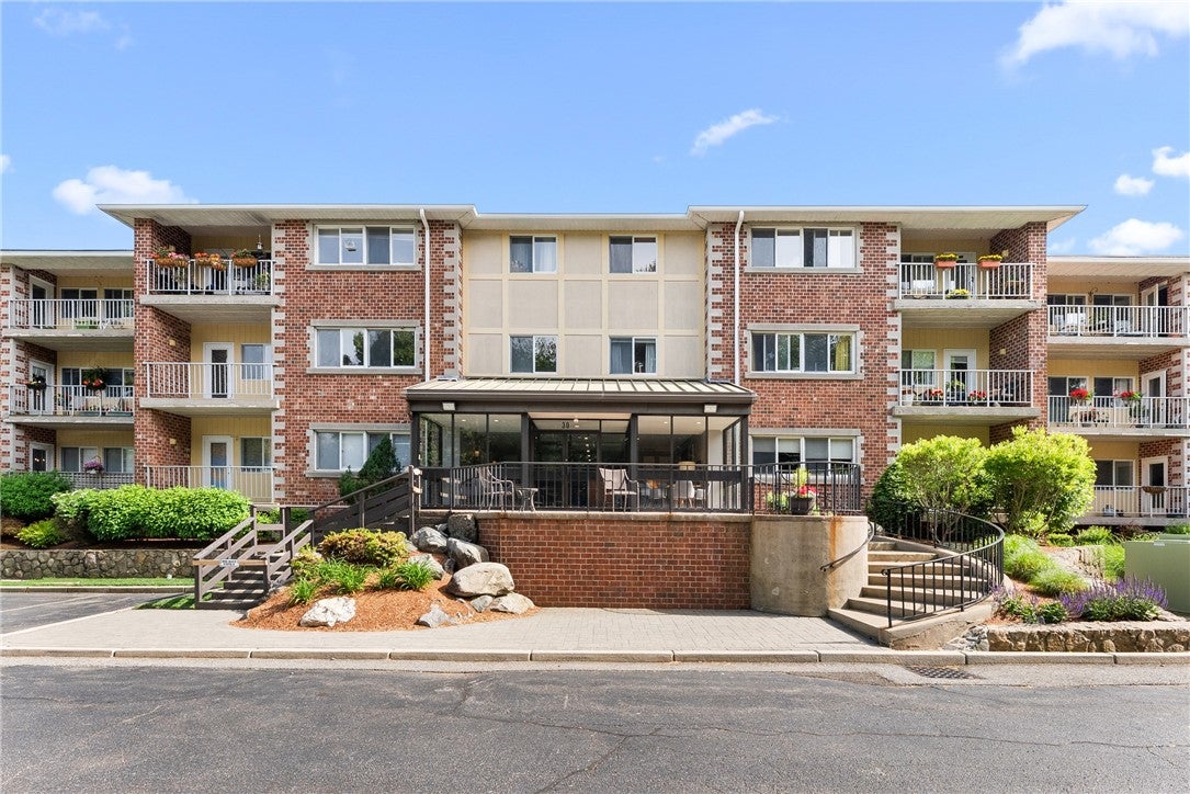 30 Argyle Avenue 108