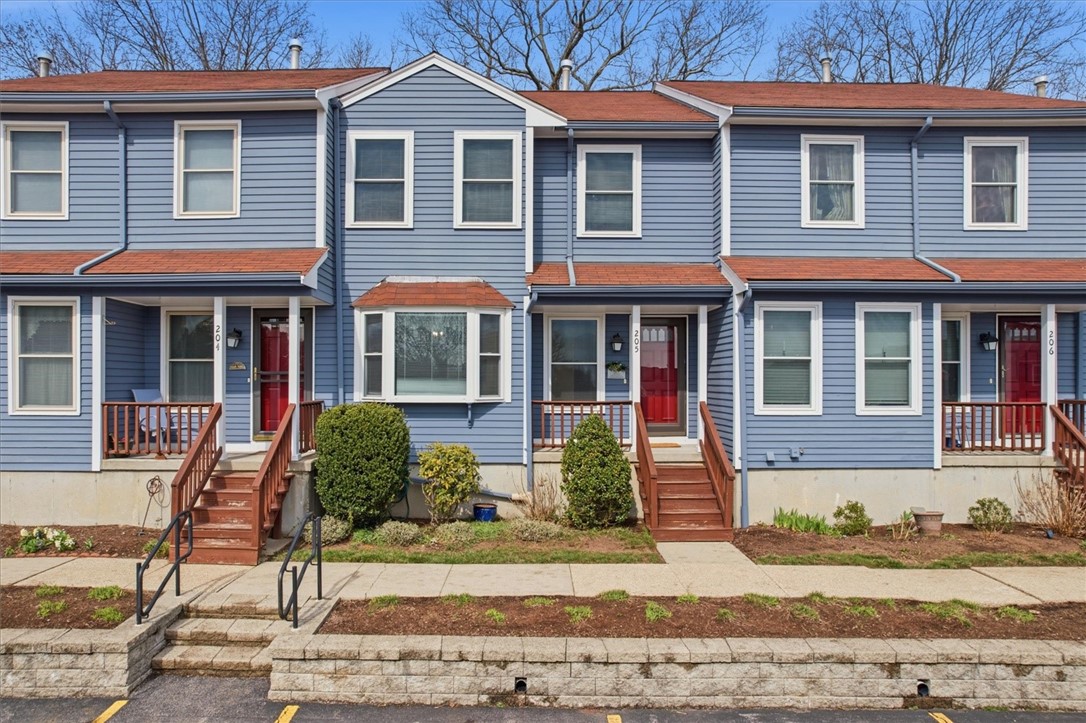 200 Heroux Boulevard 205