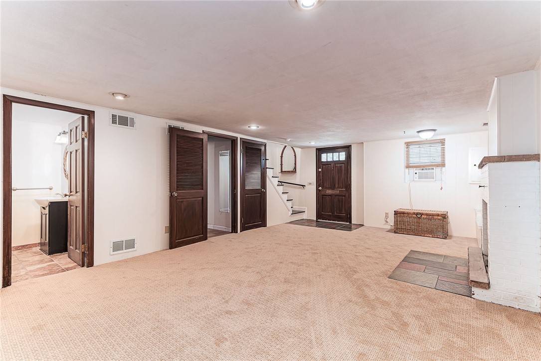 8 Gillooly Drive