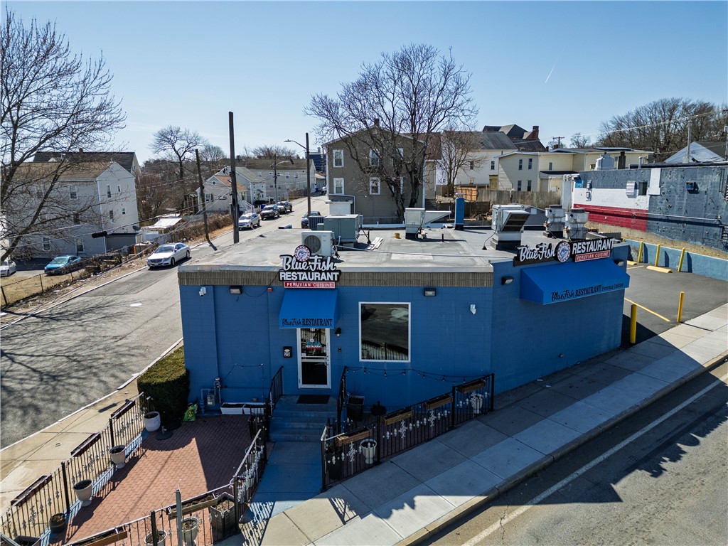 25 Pawtucket Avenue