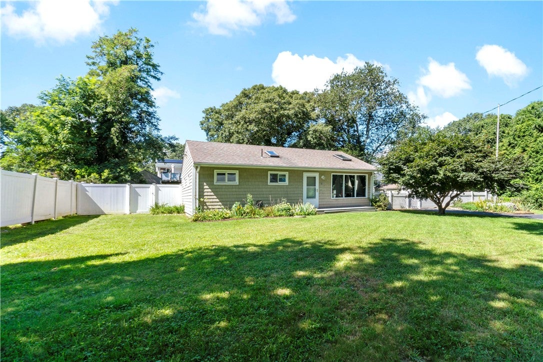 15 Mollusk Drive