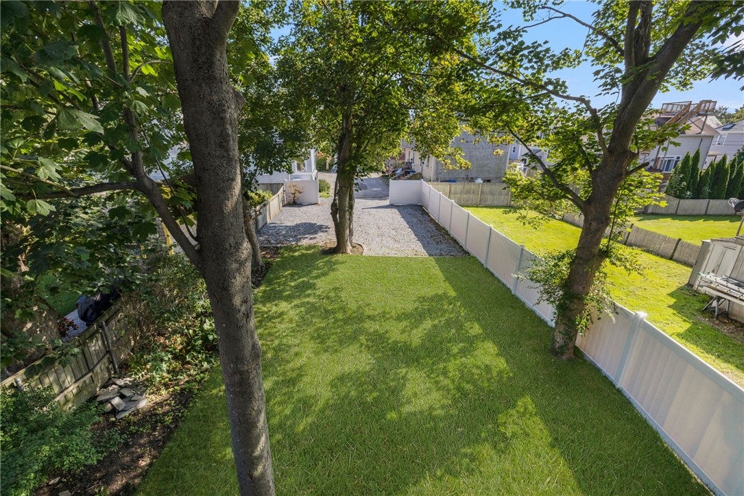 7 Sheffield Avenue B