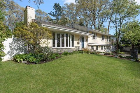 78 Timberline Road Warwick RI 02886