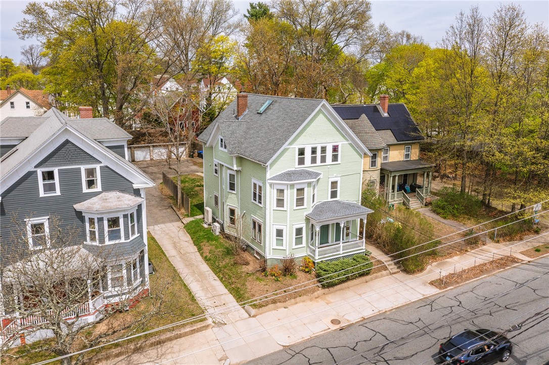 172 Doyle Avenue 1