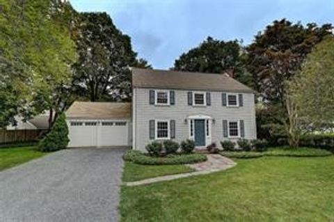 33 Melrose Avenue Barrington RI 02806
