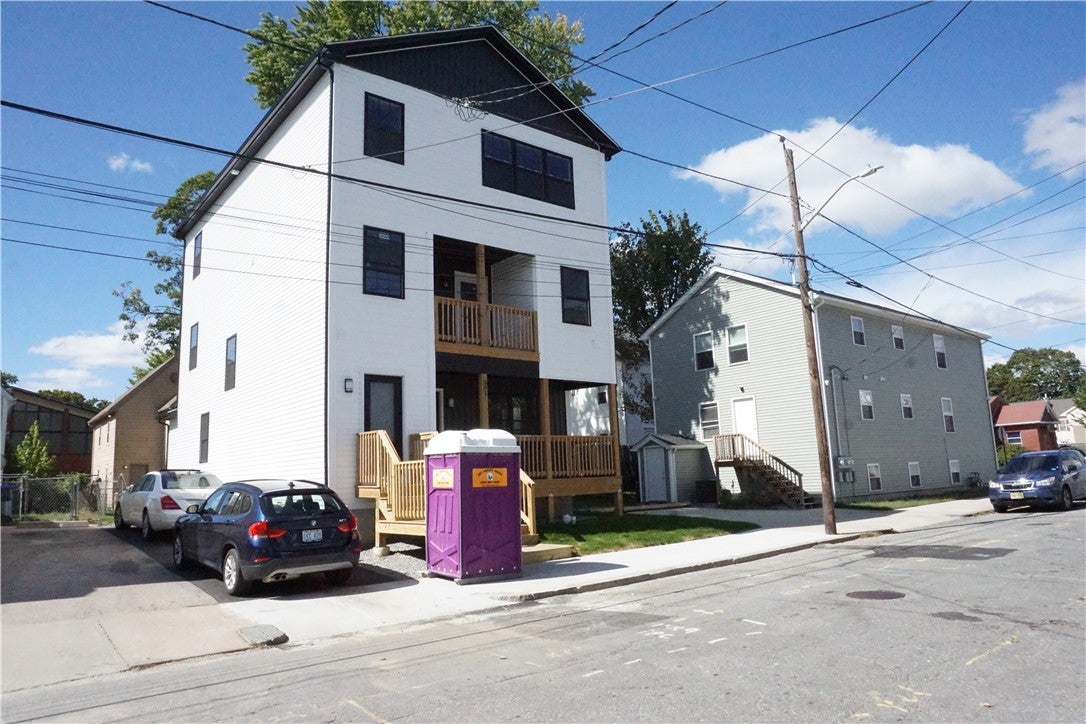 391 Cahill Street