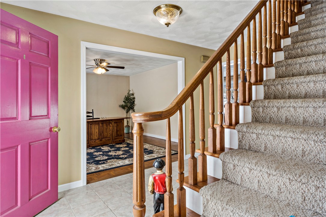 32 Starr Drive W